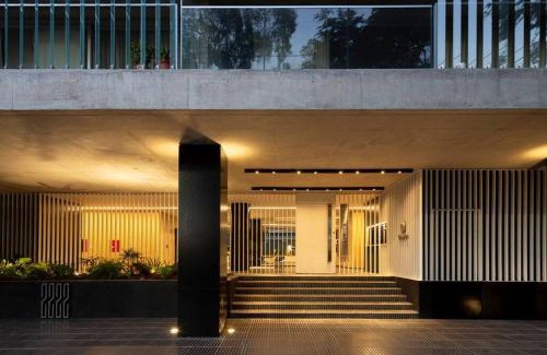 Olivos Apartamento | Stylish Apartment by River with Pool & Grill