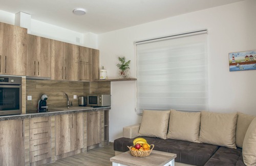 Kotor Apartamento | Stylish Apartment With Balcony & Pool Access Near The Historical Town