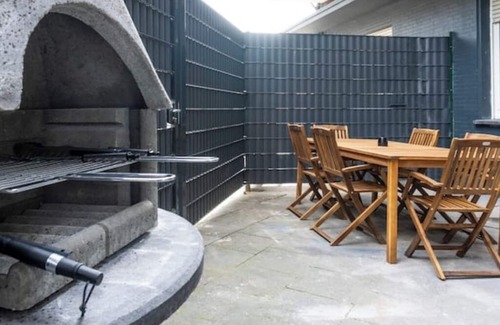 Rathaus Wattenscheid Apartamento | Stylish apartment with terrace for up to 6 people
