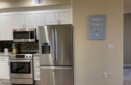 Santa Clara Apartamento | Stylish Apt W/ Amenities| 24/7 Staff|Fully Stocked