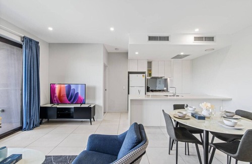 Macgregor Apartamento | Stylish Apt w/Balcony Easy Access to Everywhere