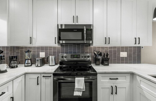 Scenic Heights Casa | Stylish Arvada Duplex | Central Access to Denver