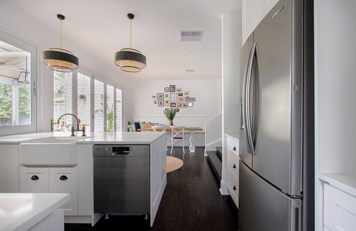 Colonel Light Gardens Casa | Stylish Bungalow - Perfect for families or couples - Pet Friendly