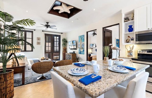 Las Catalinas Casa | Stylish Beach-Themed Condo with Two Bedrooms and Lovely Ocean Views