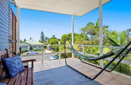 Moffat Beach Apartamento | Stylish Beachouse 200m to Trendy Moffat Beach