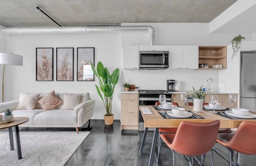 Connaught Condominio | Stylish Beltline 1BR w/ Parking