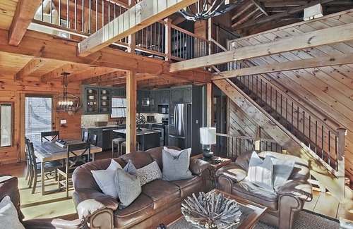 Tate Cabina | Stylish Bent Tree Home w/ spectacular views in resort community!
