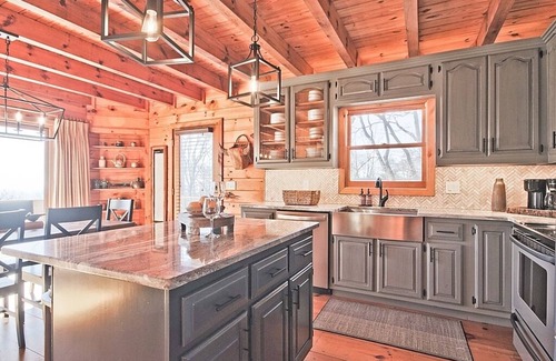 Tate Cabina | Stylish Bent Tree Home w/ spectacular views in resort community!