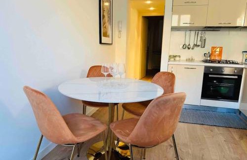 Tricolore Apartamento | Stylish boutique next to Duomo