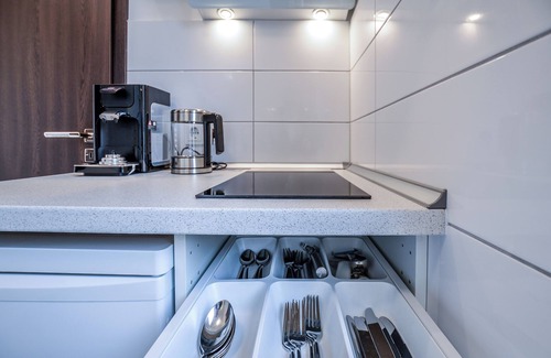 Niehl Apartamento | Stylish & chic, 2 room terrace apartment, 4 persons, subway 2 minutes walk