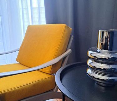 Serres Apartamento | Stylish City Center Apartment