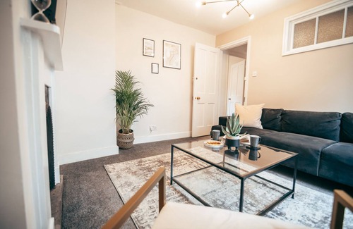 Canterbury Casa | Stylish city centre hideaway