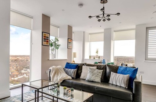 Collier's Wood Apartamento | Stylish City Views Near Station