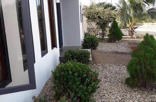 Oranjestad Casa | Casa elegante, limpia y relajante.