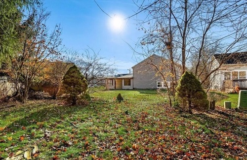 Reynoldsburg Casa | Stylish, comfortable 1st floor living and 2 lower level Bedrooms