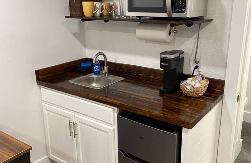 West Ashley Apartamento | Stylish & comfortable guest suite