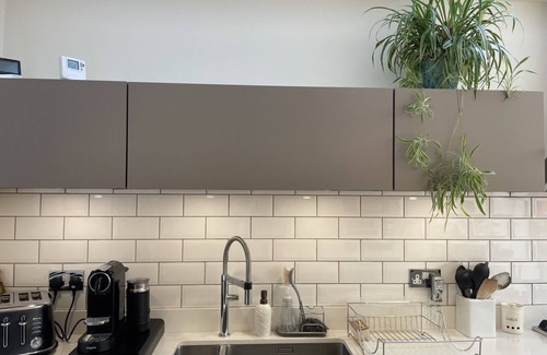 Fulwell and Hampton Hill Casa | Stylish & comfy home near Bushy Park