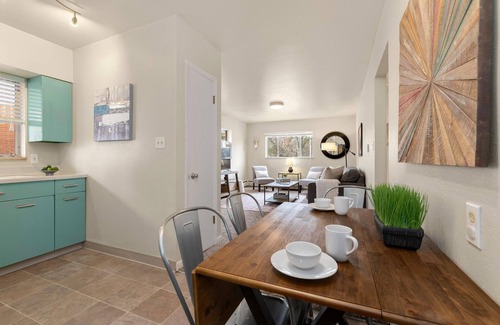Old Town Condominio | Stylish condo in the heart of Old Town