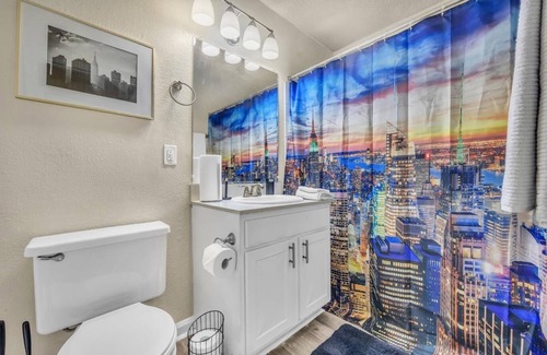 Atlantic Station Area Condominio | Stylish Condo Near Midtown W/Pool Free Parking & Wheelchair Accessible