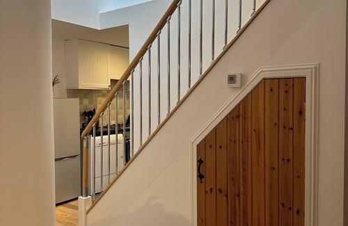 Nine Mile Burn Cabaña | Stylish countryside cottage outside Edinburgh