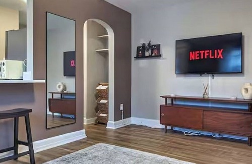 Potomac West Casa | Stylish & Cozy #2 8 mins to DCA & Washington DC