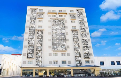 Al Maabilah Casa | Stylish Deluxe Twin | Central Muscat Stay