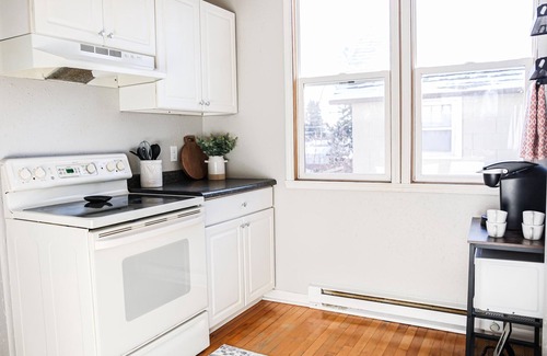 Fargo Apartamento | Stylish Downtown Fargo 2 Bedroom, Steps from Sanford