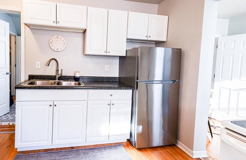 Fargo Apartamento | Stylish Downtown Fargo 2 Bedroom, Steps from Sanford