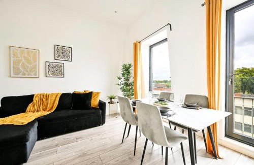 Ealing Apartamento | Stylish Ealing Apt -Near Tube - Ideal For Family&Group Stay