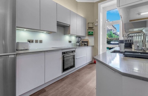 Bonnington Apartamento | Stylish Elegance in City s Heart