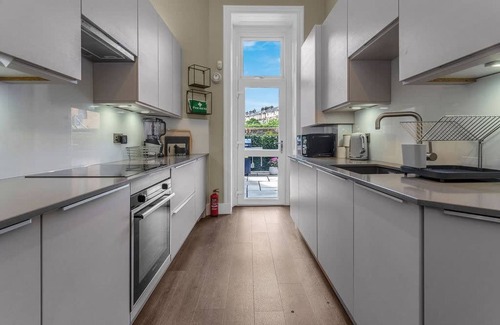 Bonnington Apartamento | Stylish Elegance in City s Heart