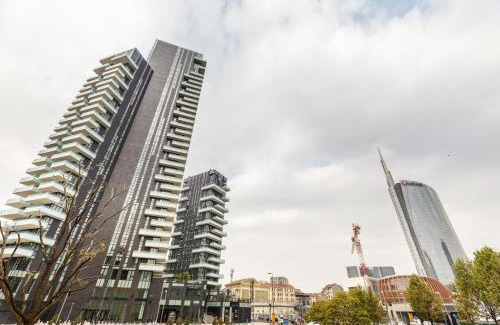 Varesine Apartamento | Stylish elegant Suite in Torre Solaria with exclusive Milan's view