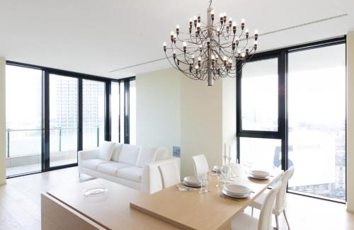 Varesine Apartamento | Stylish elegant Suite in Torre Solaria with exclusive Milan's view