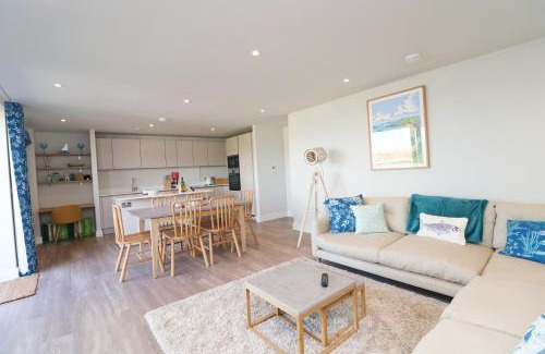 Treator Apartamento | Stylish estuary view apartment