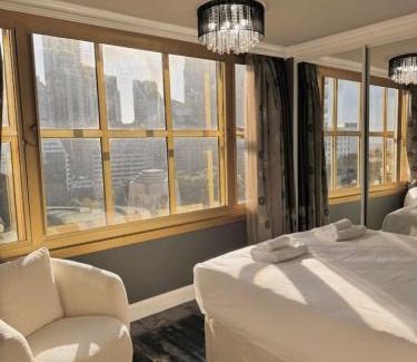 Darlinghurst Apartamento | Stylish Family 1BR with Cozy Bunks and Games for 5