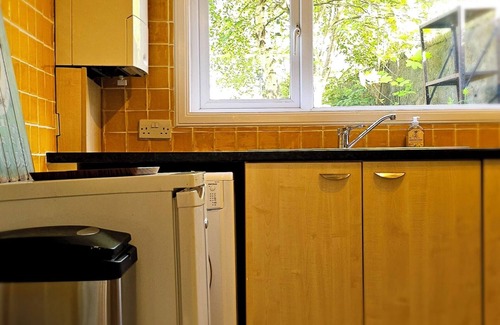 Central Aberdeen Apartamento | Stylish flat in central location. Pet friendly