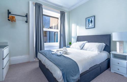 Bristol Apartamento | Stylish flat near Clifton village w/art vibe