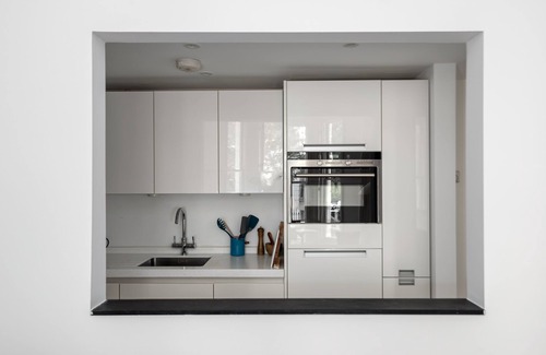 North Kensington Apartamento | Stylish Flat Steps Away from Portobello Market
