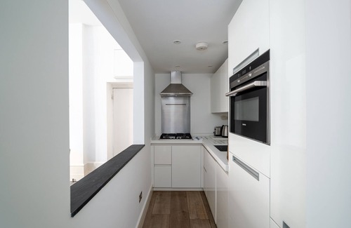 North Kensington Apartamento | Stylish Flat Steps Away from Portobello Market