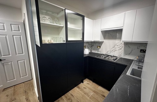 St. Helen's Apartamento | Stylish Flat w/Garden in Notting Hill