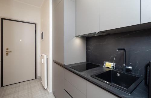 Calvairate Apartamento | Stylish Flat with Balcony - 15 Min to Duomo