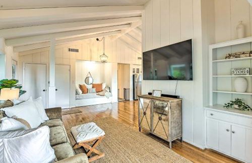 Franklin Casa | Stylish Franklin Cabin on 6 Private Acres!