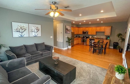 Kreole Apartamento | Stylish & Functional Dual Apartments in Moss Point