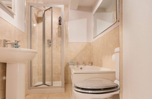 Bonnington Apartamento | Stylish Georgian Flat in New Town