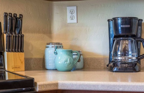 Talon Retreat Casa | Stylish Grayhawk Townhome: Heated Pool, Spa & Gym