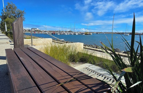 Bunbury Apartamento | Stylish haven at One8 Waterfront Apartment