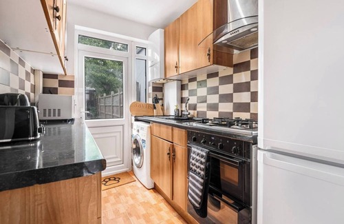 New Malden Apartamento | Stylish Home in New Malden: Comfort and Tranquility