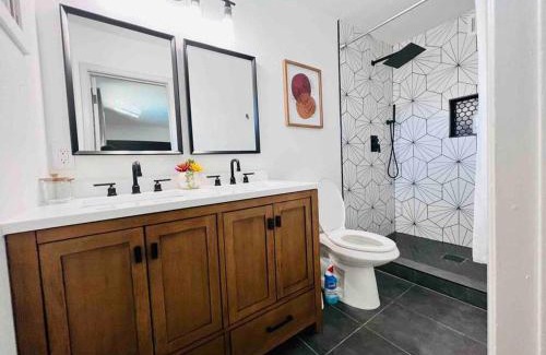 Evergreen Casa | Stylish home in the heart of Tempe w/private pool