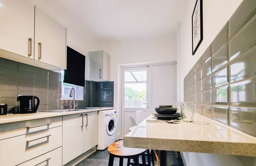 Acocks Green Casa | ✪Stylish Home✪ Near NEC, BHX, Bullring & Solihull