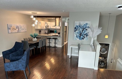 Montgomery Casa | Stylish Home Near University & Hospitals